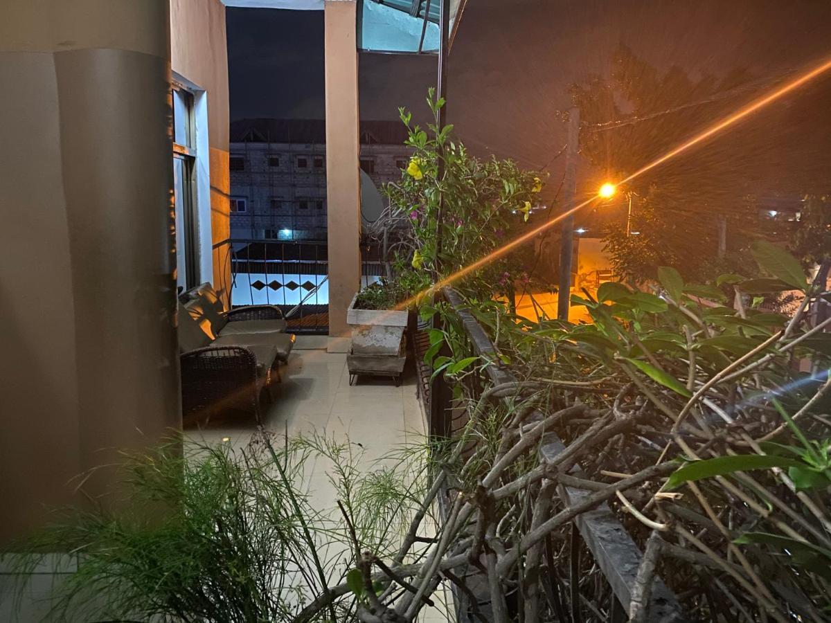 Appartements Chez Leo Brazzaville Luaran gambar