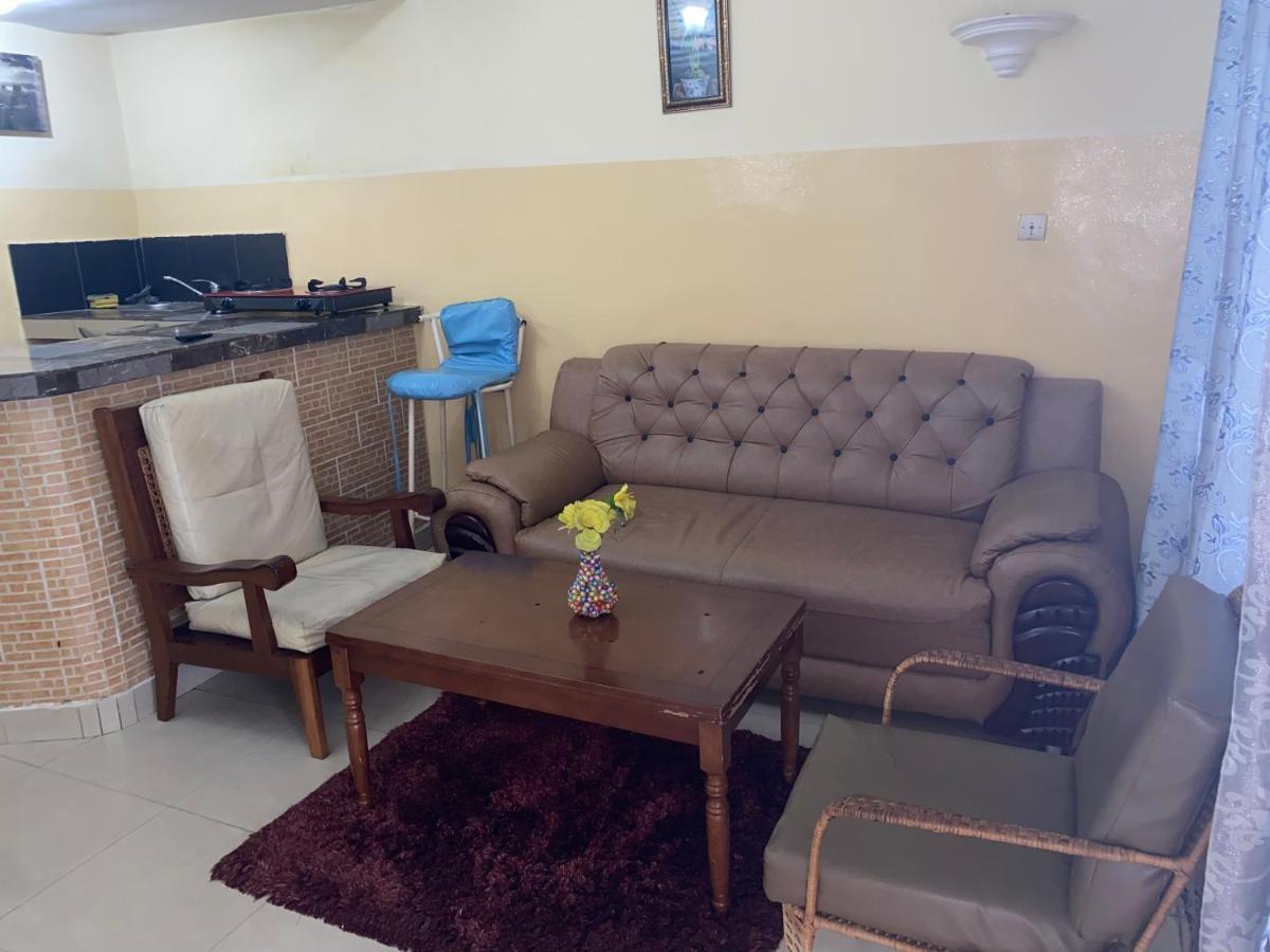 Appartements Chez Leo Brazzaville Luaran gambar
