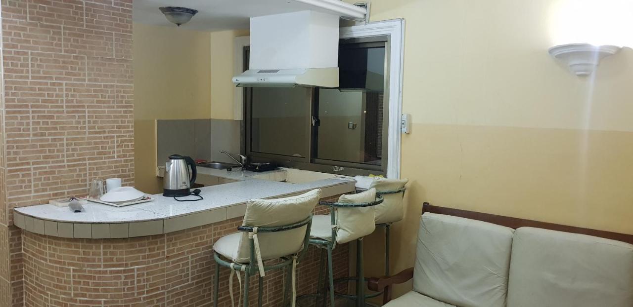 Appartements Chez Leo Brazzaville Luaran gambar