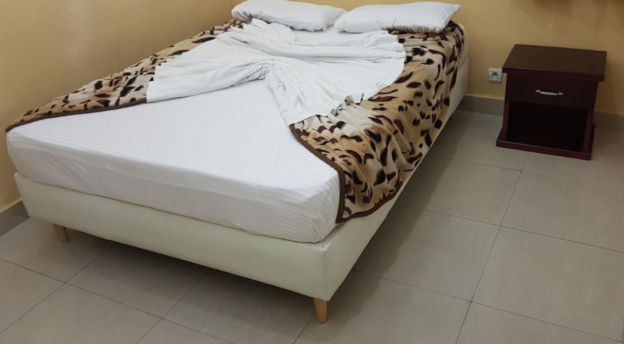 Appartements Chez Leo Brazzaville Luaran gambar